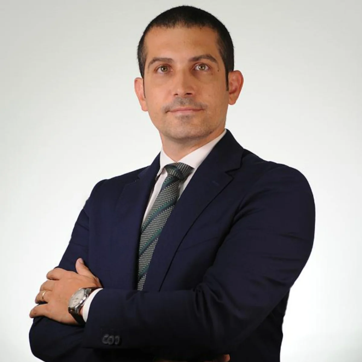Niccolò Busato è un avvocato che offre assistenza nell'ambito del dirittto del lavoro e commerciale/societario, nonchè consulente privacy, attivo principalmente nelle province di Treviso, Padova e Venezia.